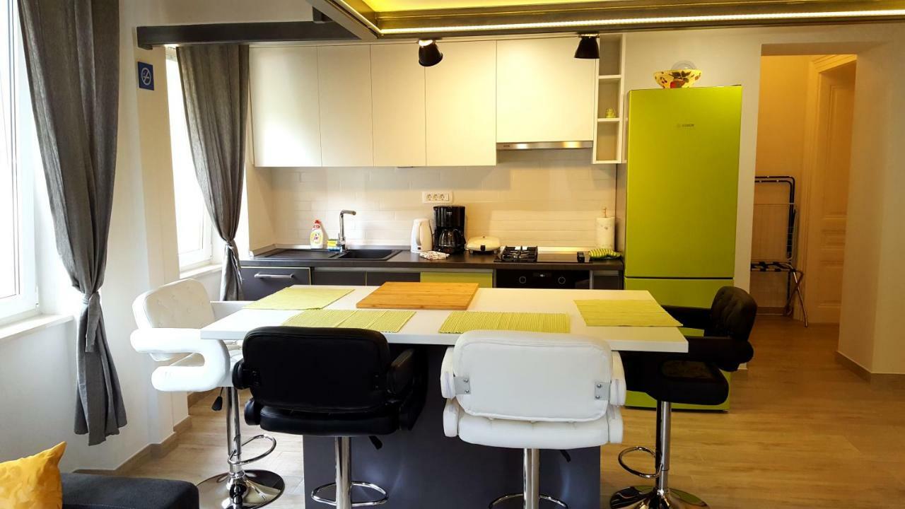 Studio Apartment Vanna - 1St Row To The Sea Opatija Exterior foto